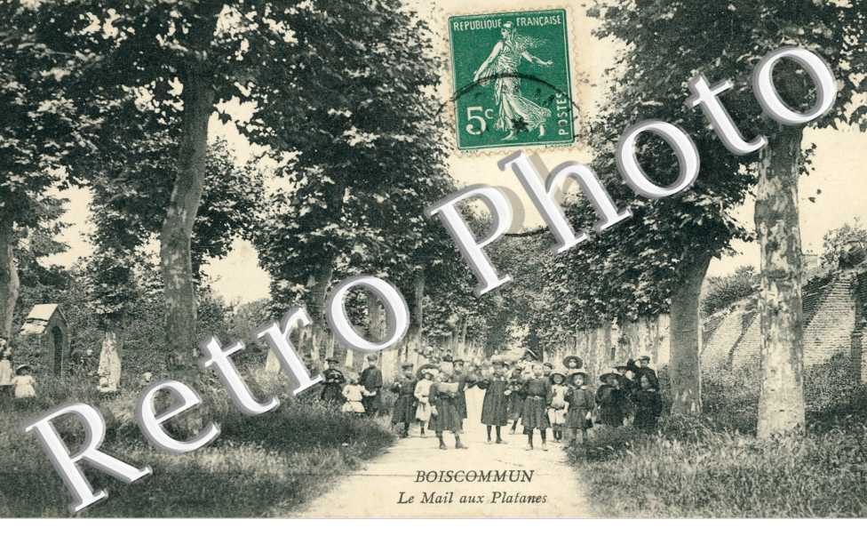 Le mail aux platanes