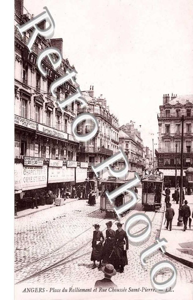 place du Ralliement et rue Chausse Saint Pierre