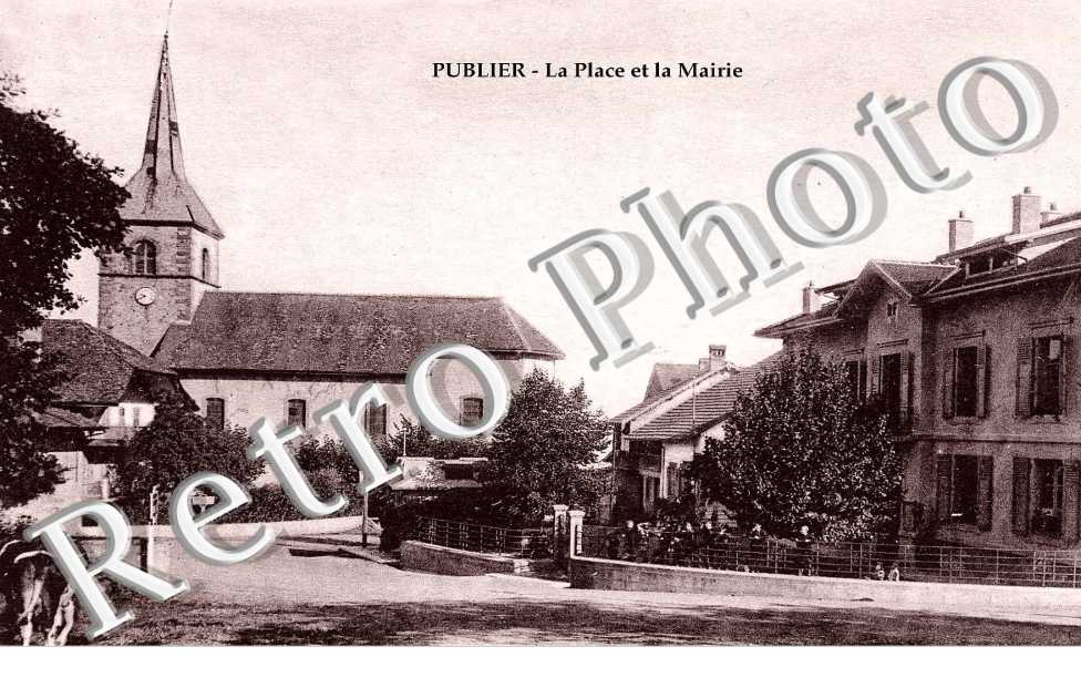 Amphion-les-Bains -  La place et la mairie