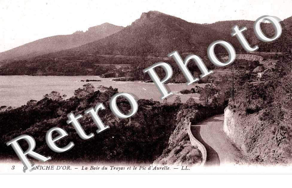 La Baie et le Pic d&#039;Aurelle