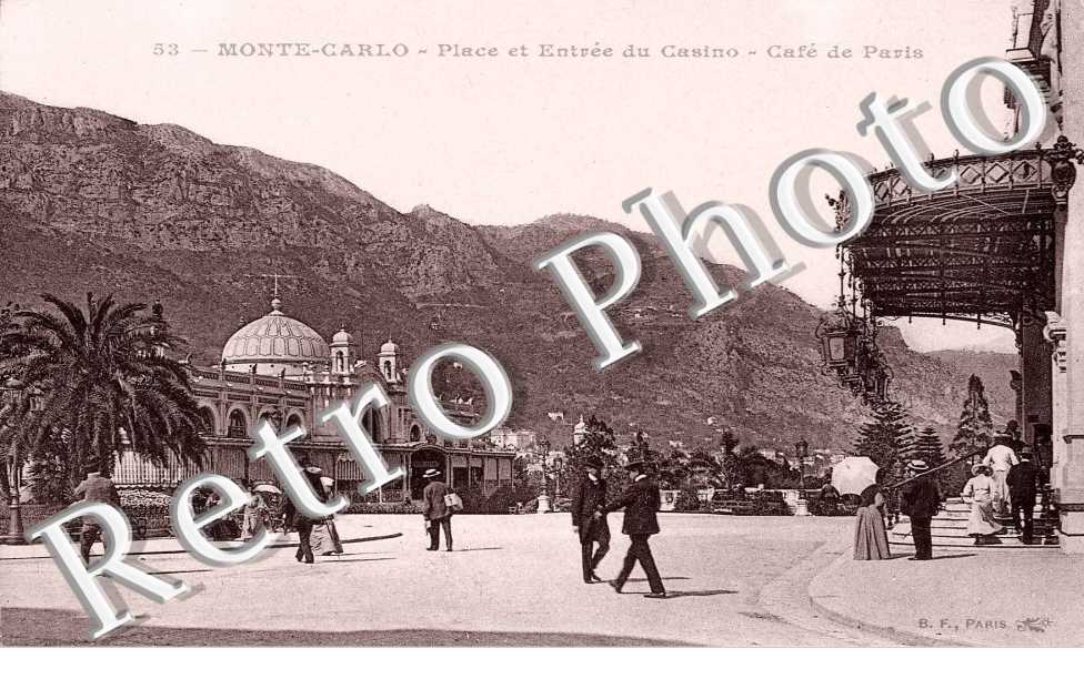 Place et Entrée du casino - Café de Paris