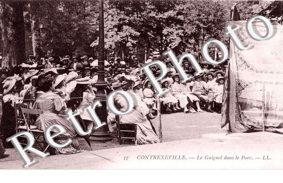 Le guignol dans le parc