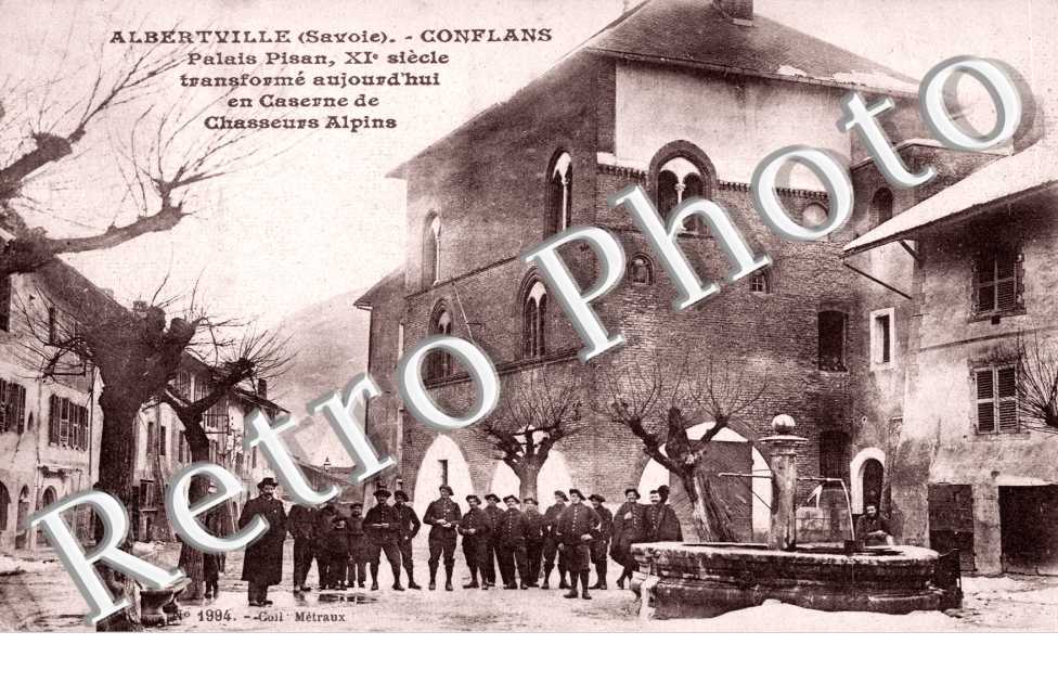 Conflans - Palais Pisan 11e siecle - caserne de chasseurs alpins