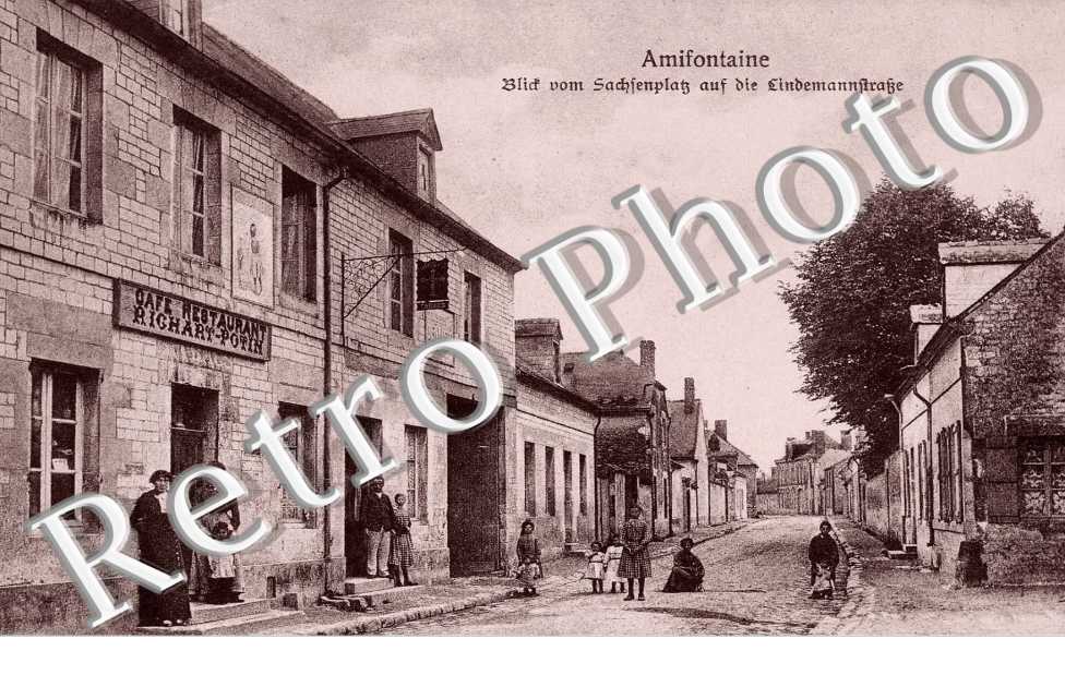 Blid vom SachfenplaB auf die  Lindemannstrasse