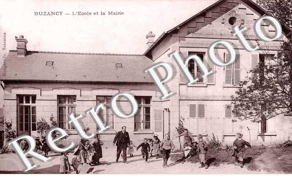 L&#039;ecole et la mairie