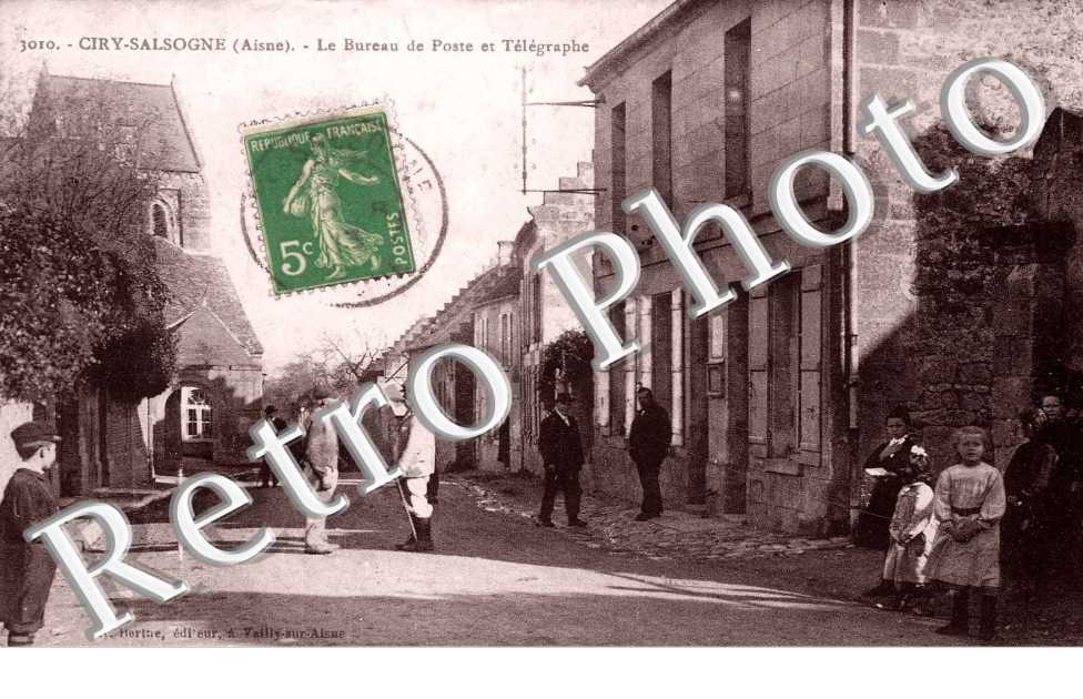 Le bureau de poste et telegraphe