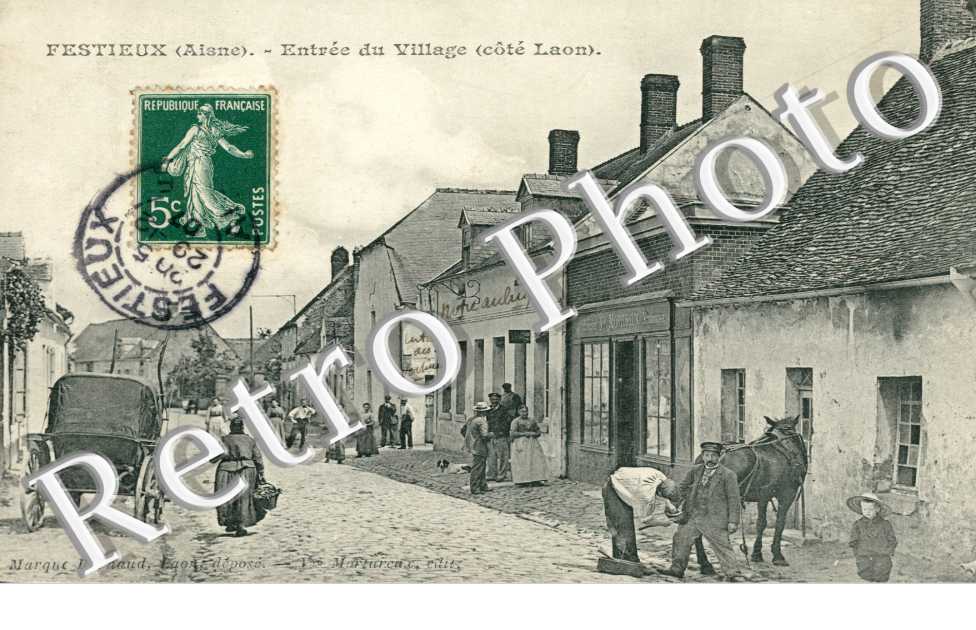 entree du village