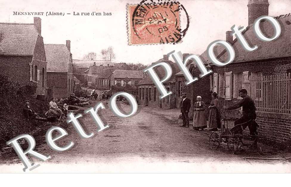 la rue d&#039;en bas