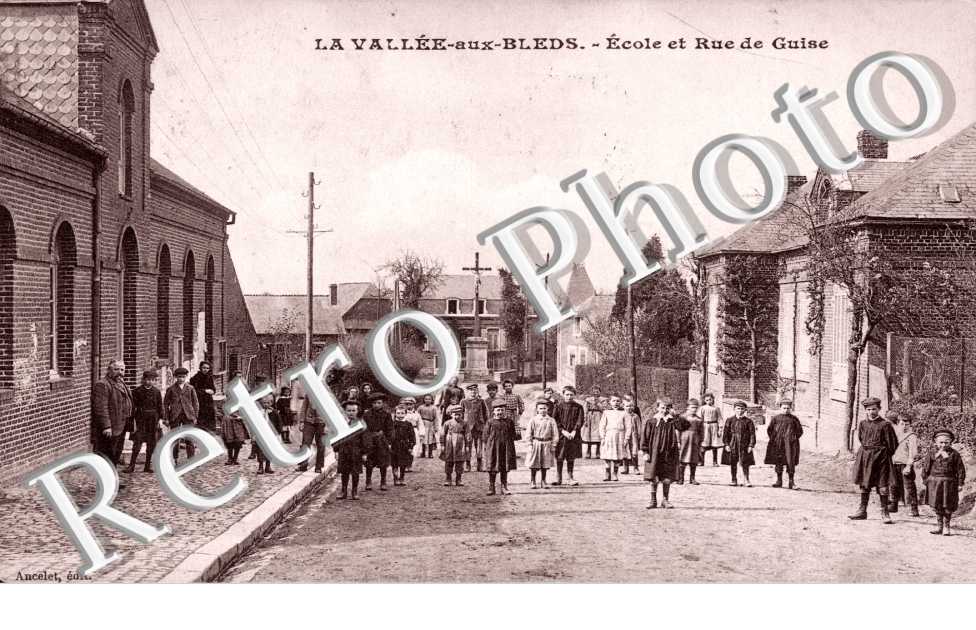 Ecole et rue de Guise