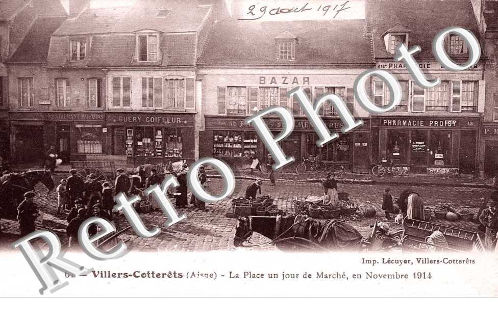 La place un  jour de marche en Novembre 1914