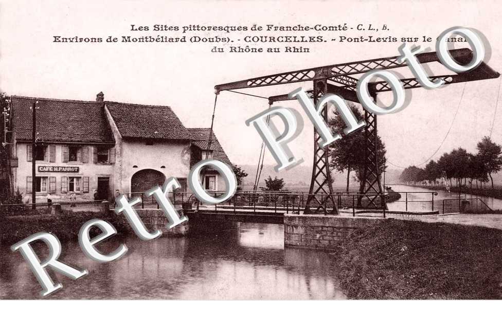 Pont Levis sur le Canal