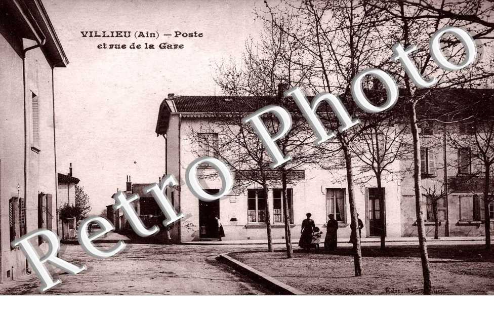 Poste et rue de la gare