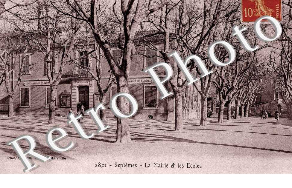 La mairie et les ecoles