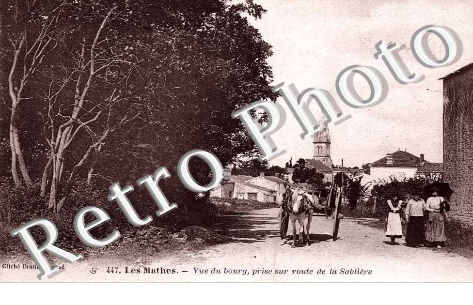 Vue du bourg, prise sur route de la sabliere