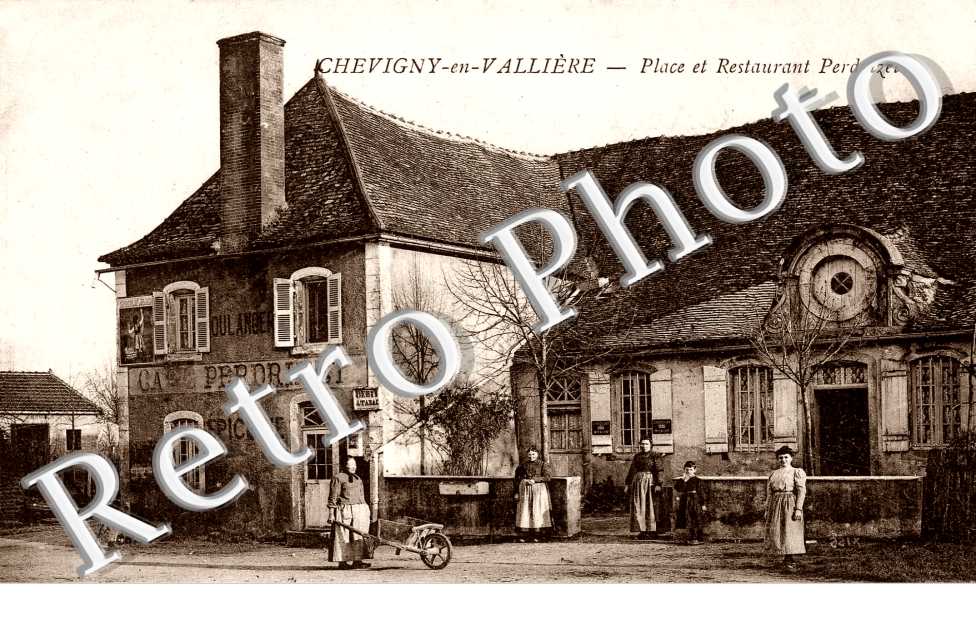 Place et Restaurant Perdrizet