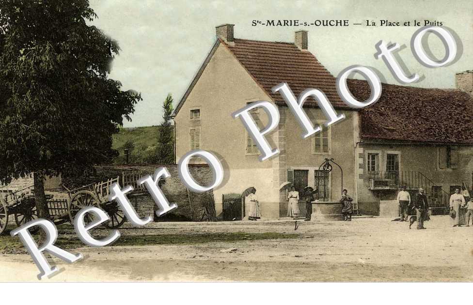 La place et le puits