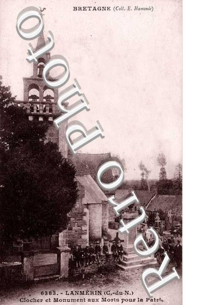 Clocher et Monument aux Morts