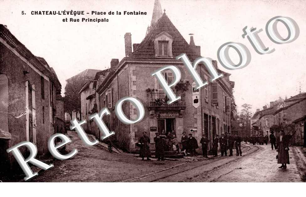 Place de la fontaine et rue principale