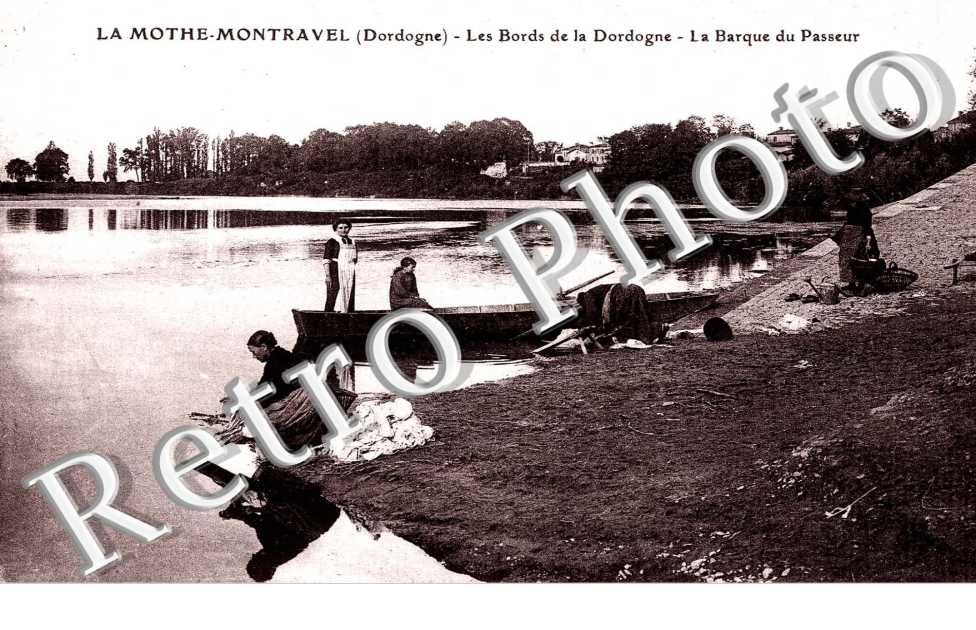 Les bords de la Dordogne - La barque du passeur