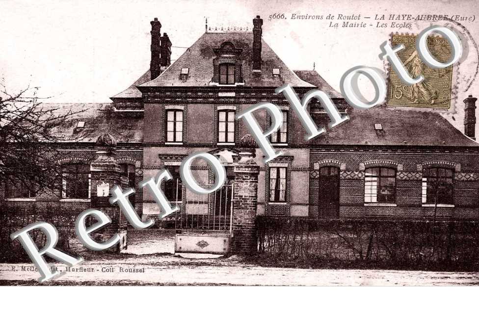 La mairie - les ecoles