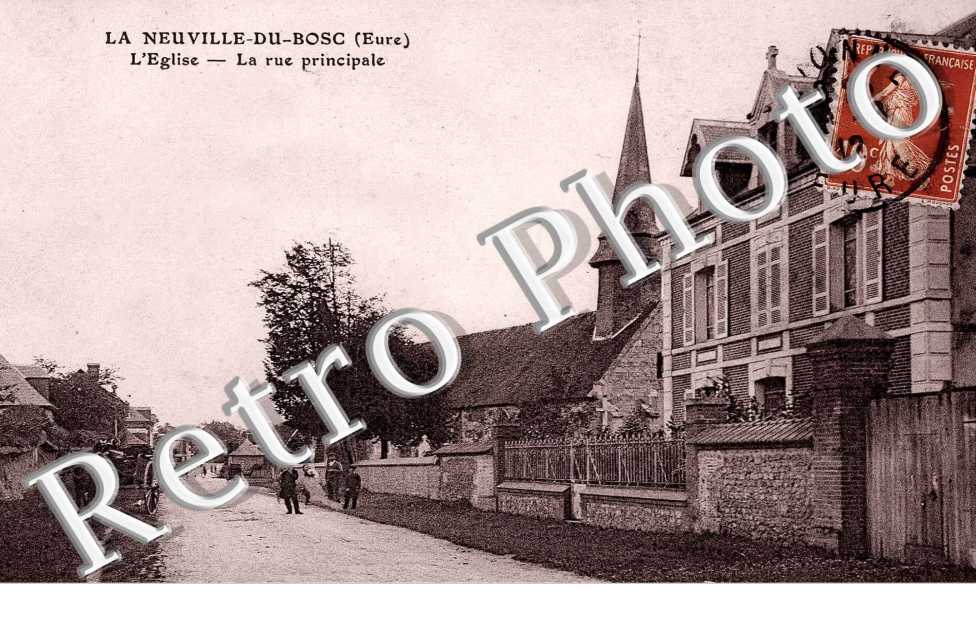 L&#039;eglise - la rue principale