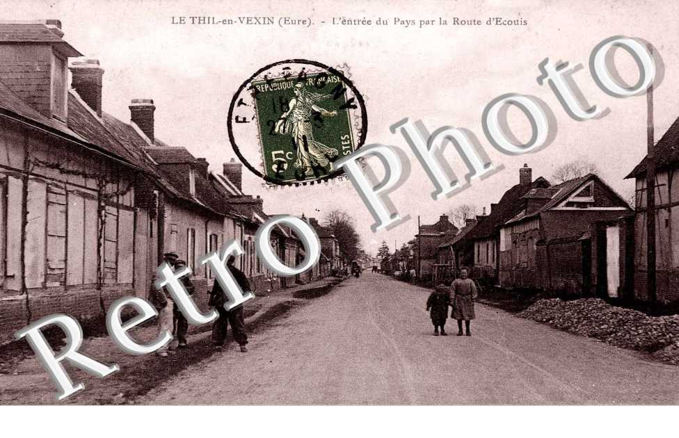 Entree du pays par la route d&#039;Ecouis