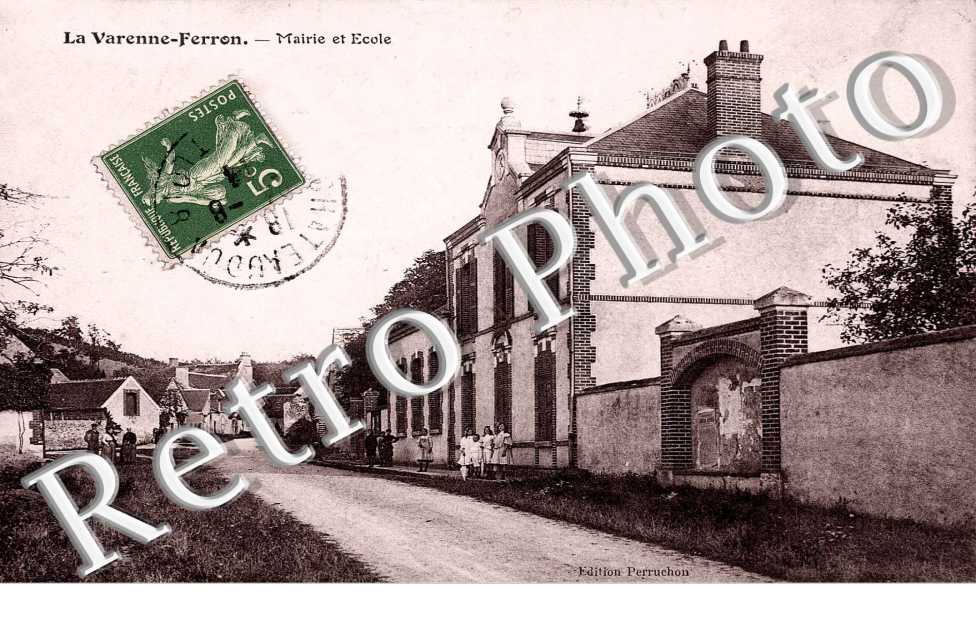 LA VARENNE-FERRON - Mairie et ecole