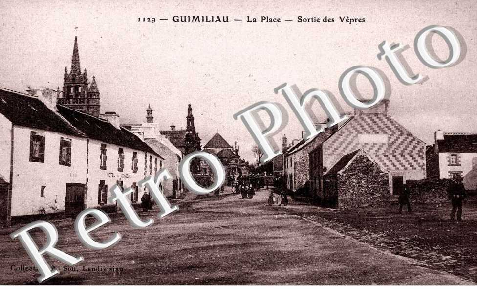 La Place - Sortie des Vêpres