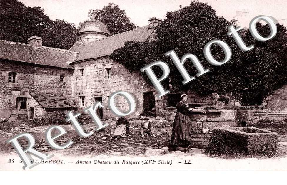 Saint Herbot, ancien chateau du Rusquec