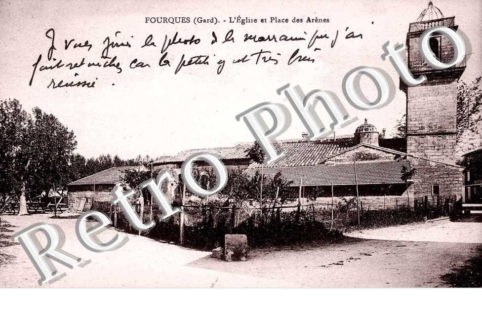 Eglise et place des arenes