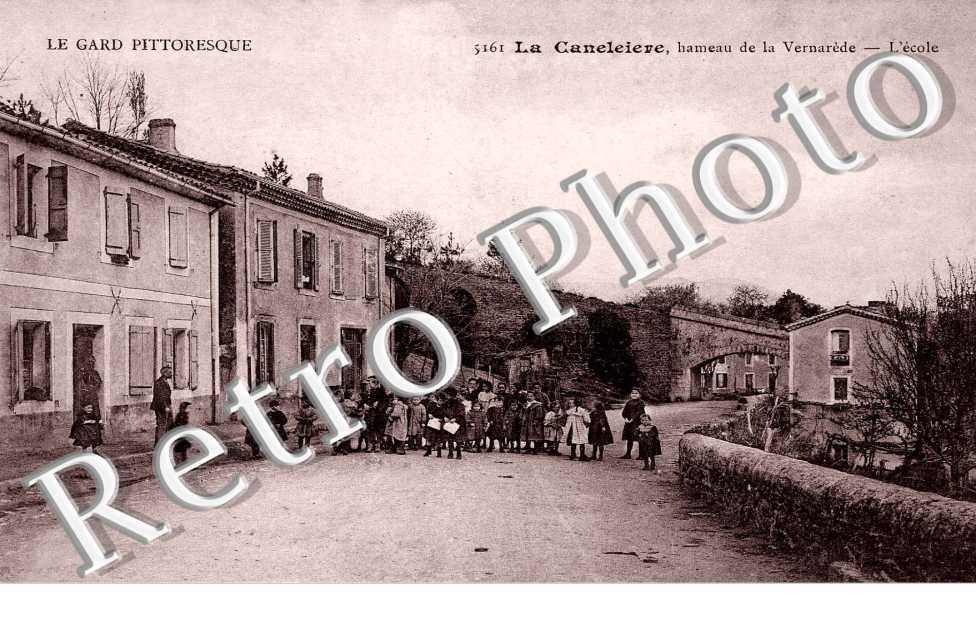 La Caneleiere - Hameau de la Vernarede - l&#039;ecole