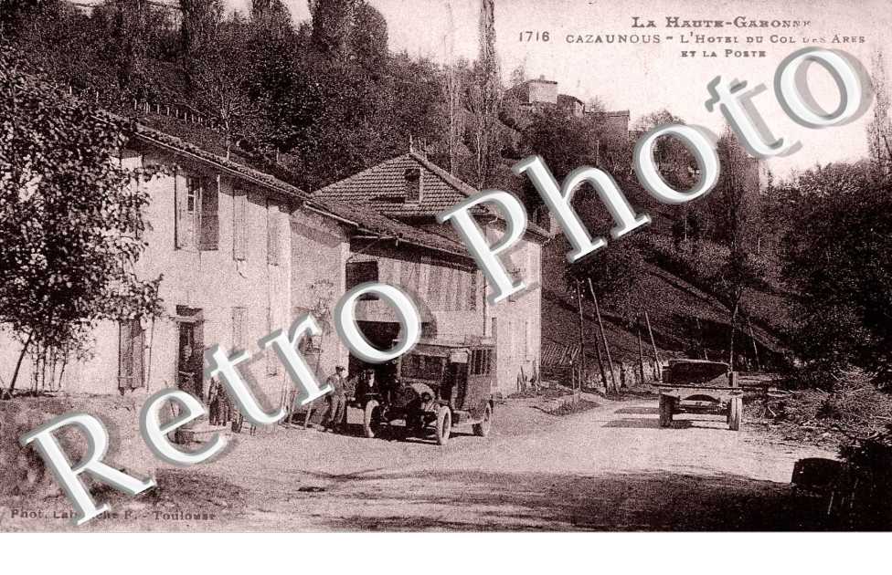 L&#039;Hotel du Col des Ares et la Poste