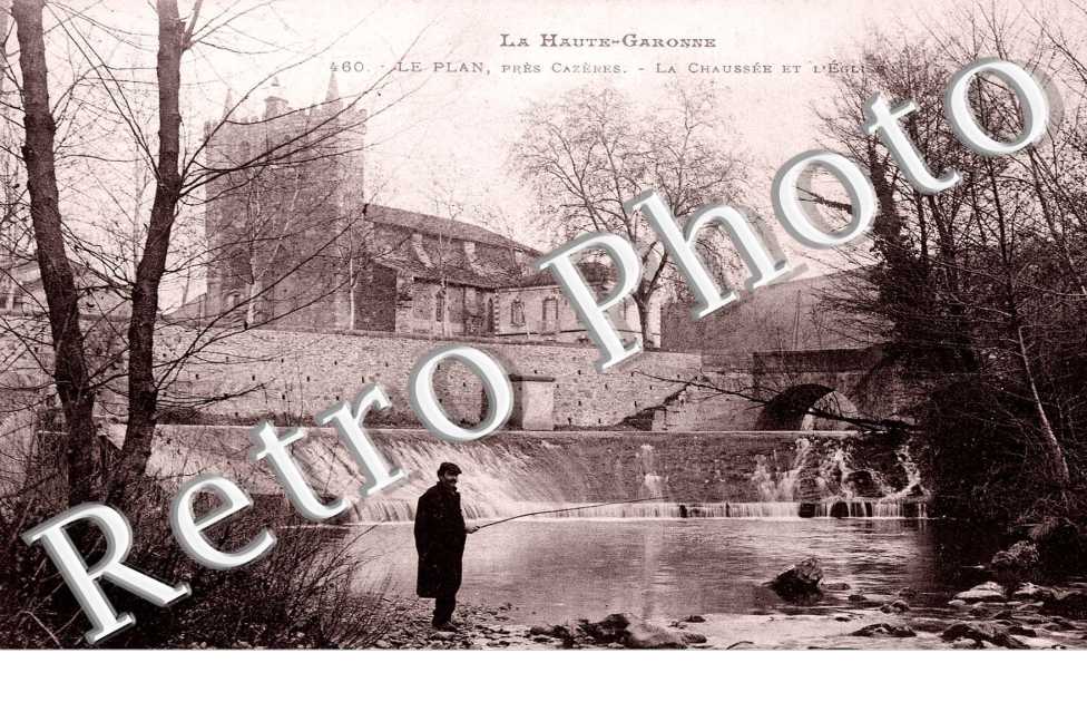 La chaussee et l&#039;eglise