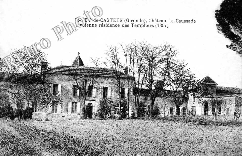 Chateau La Caussade Ancienne residence des Templiers (1307)