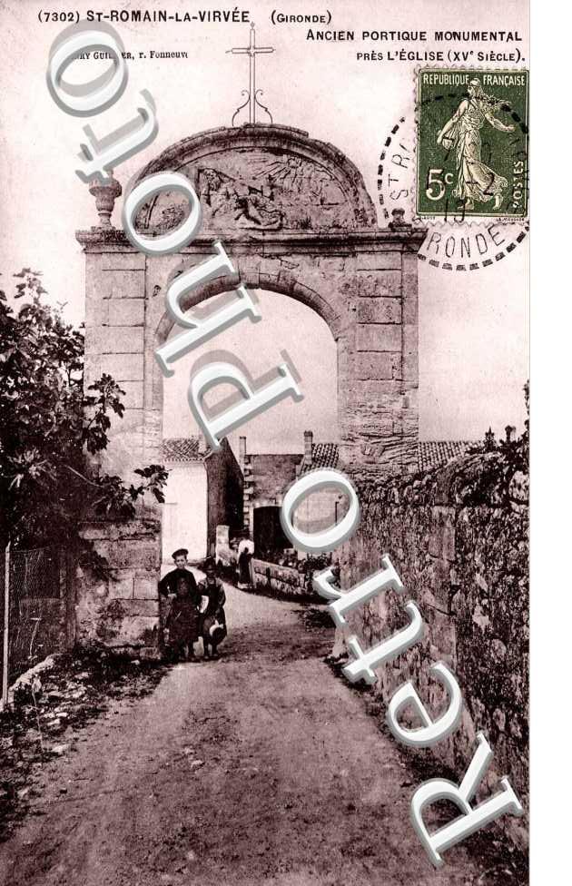 Ancien portique monumental