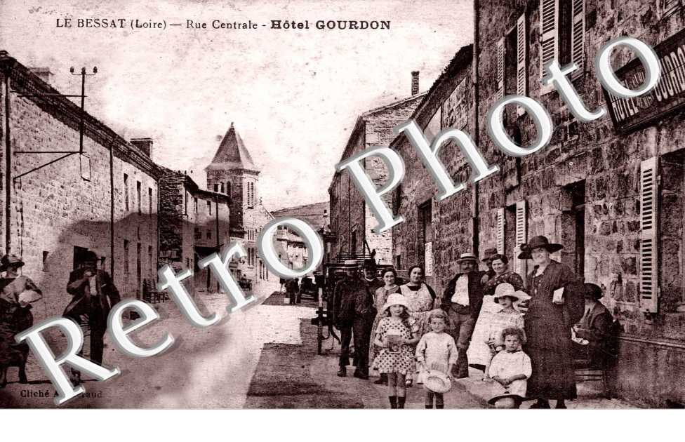 Rue Centrale - Hotel Gourdon