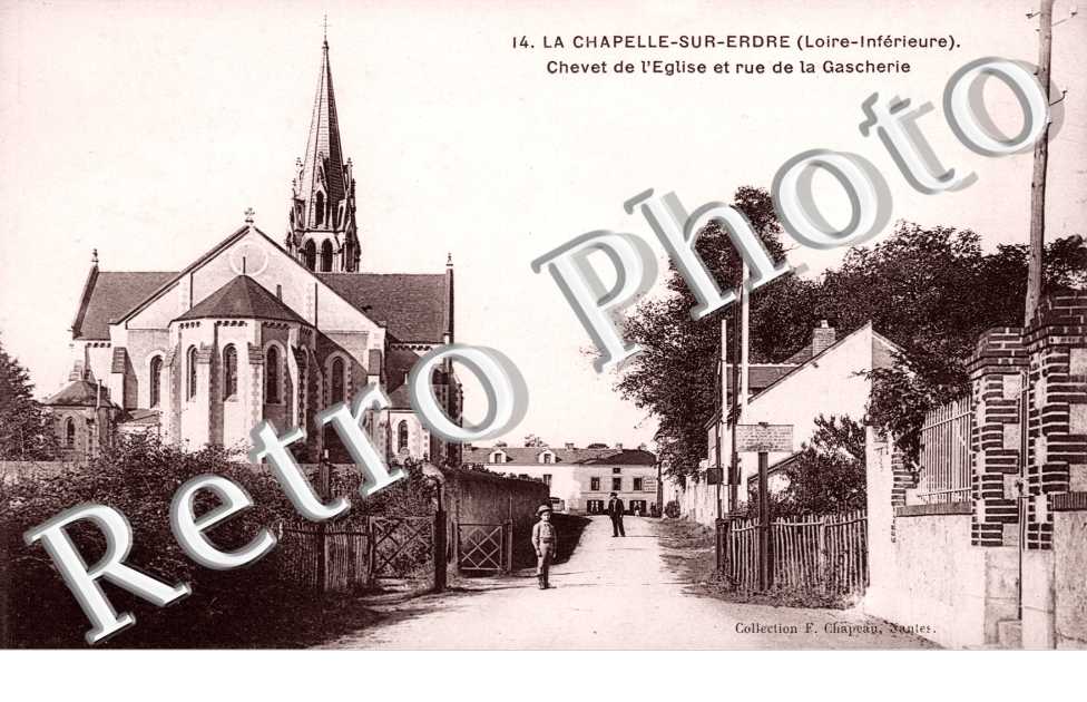 Chevet de l&#039;eglise et rue de la Gascherie