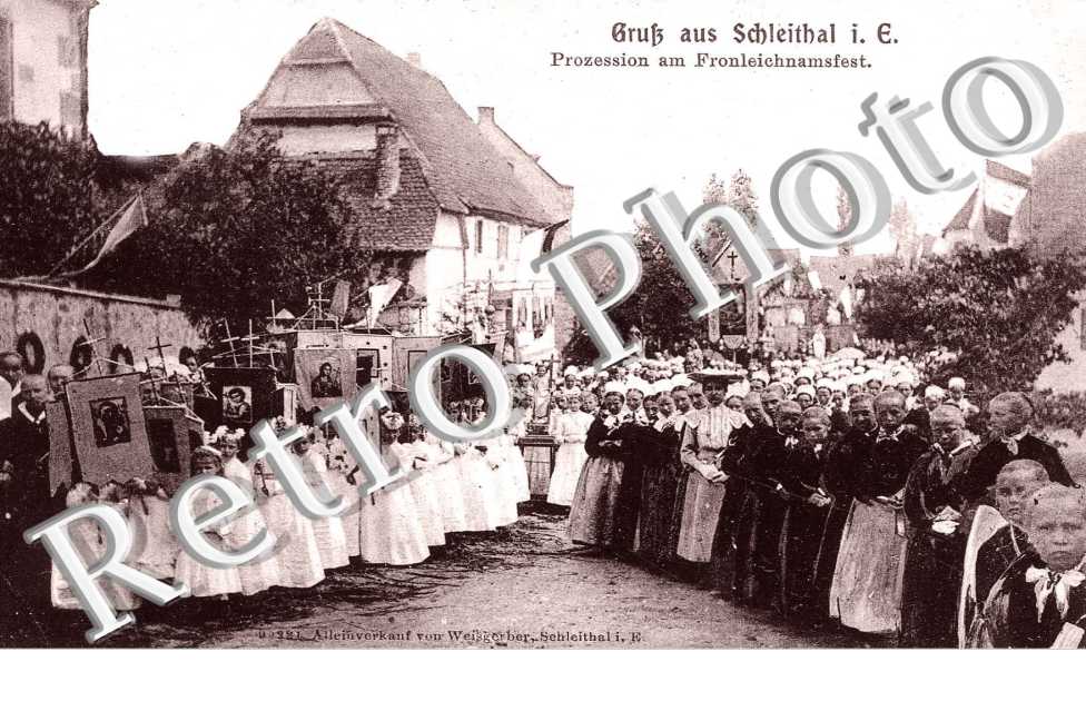 prozession am Fronleichnamsfest
