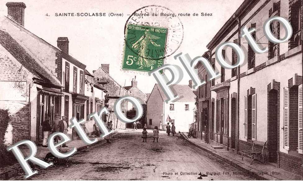 ENTREE DU BOURG