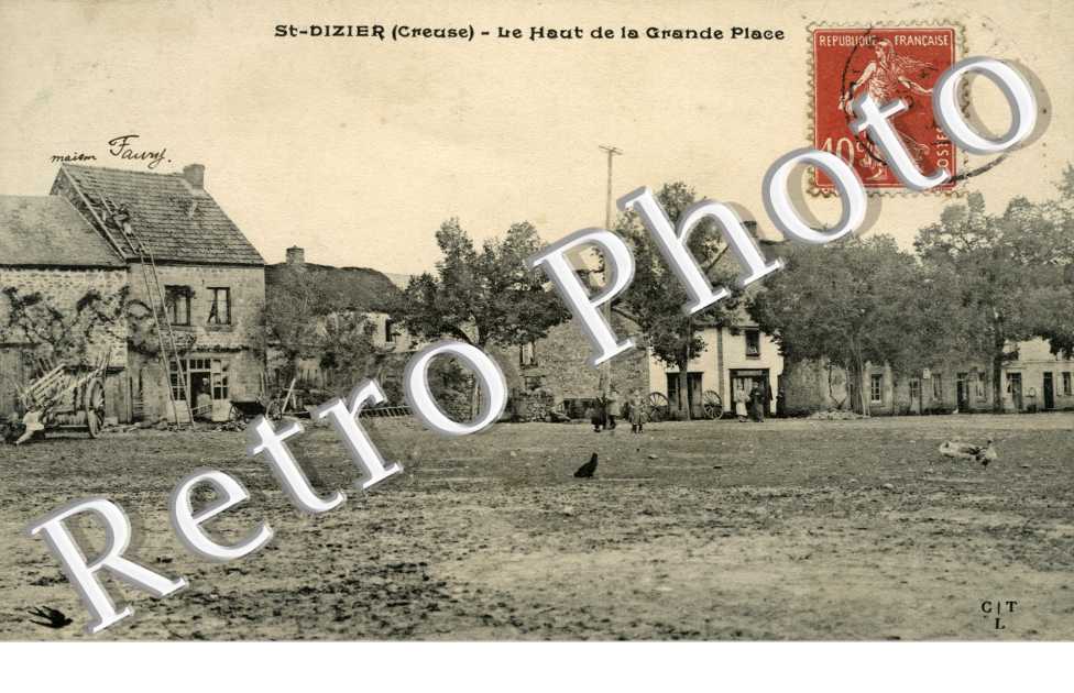Le haut de la grande place