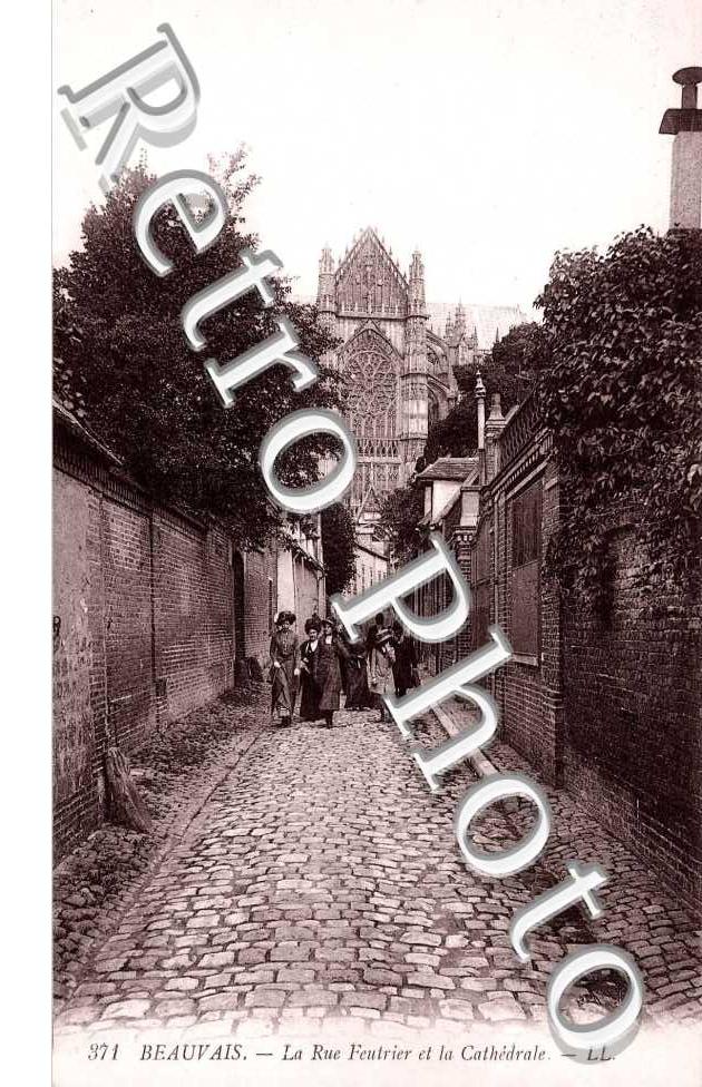 la rue Feutrier et la Cathedrale