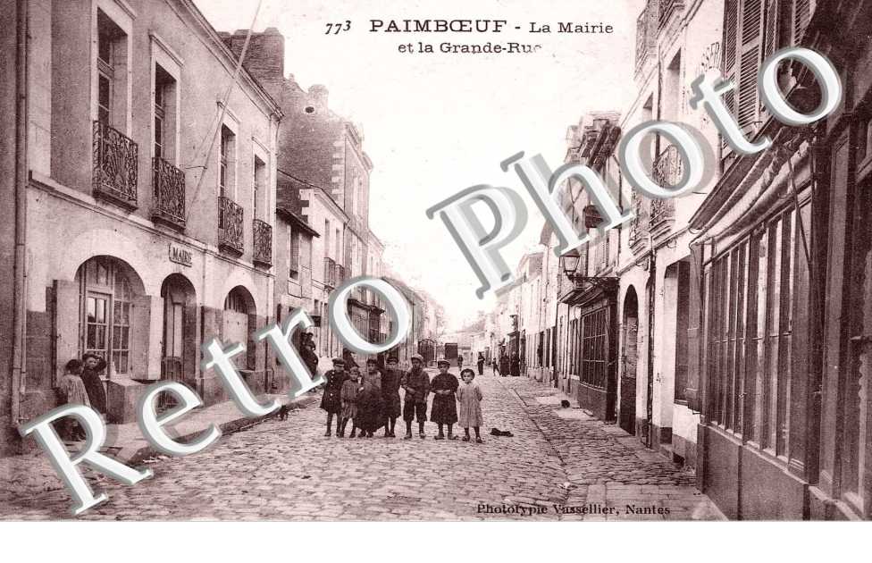 la mairie et la grande rue