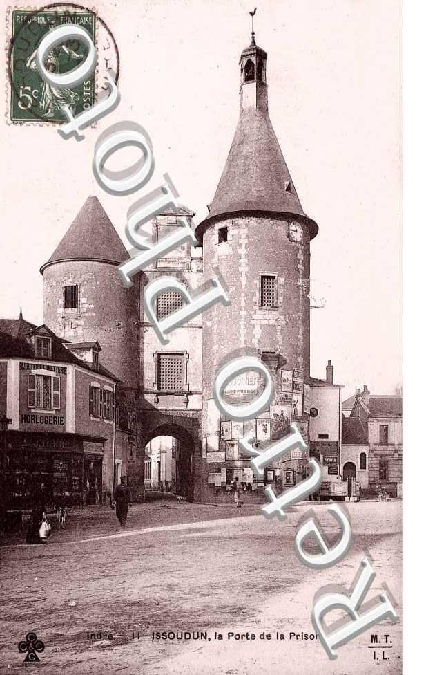 PORTE DE LA PRISON