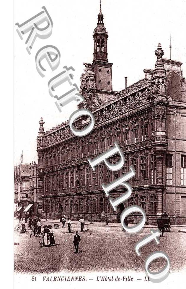 L&#039;HOTEL DE VILLE