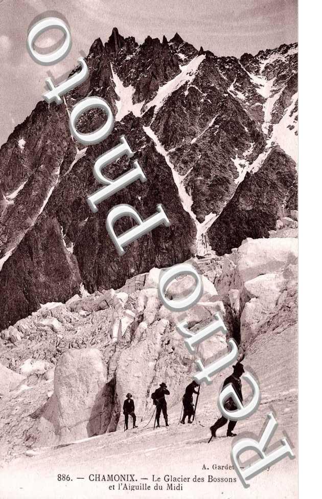 le glacier des Bossons et l&#039;aiguille du Midi