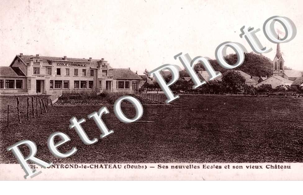 les nouvelles Ecoles et le vieux Chateau
