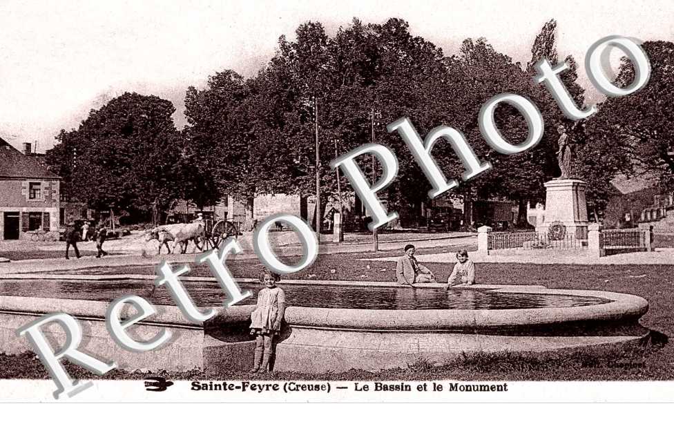 Bassin et le monument