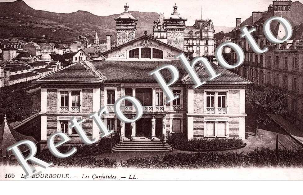 Les Cariatides