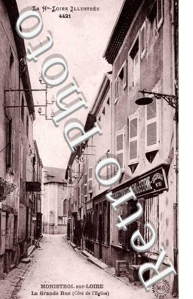 la grande rue (cote eglise)