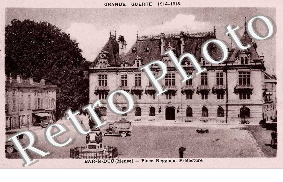 PLACE REGGIO ET PREFECTURE